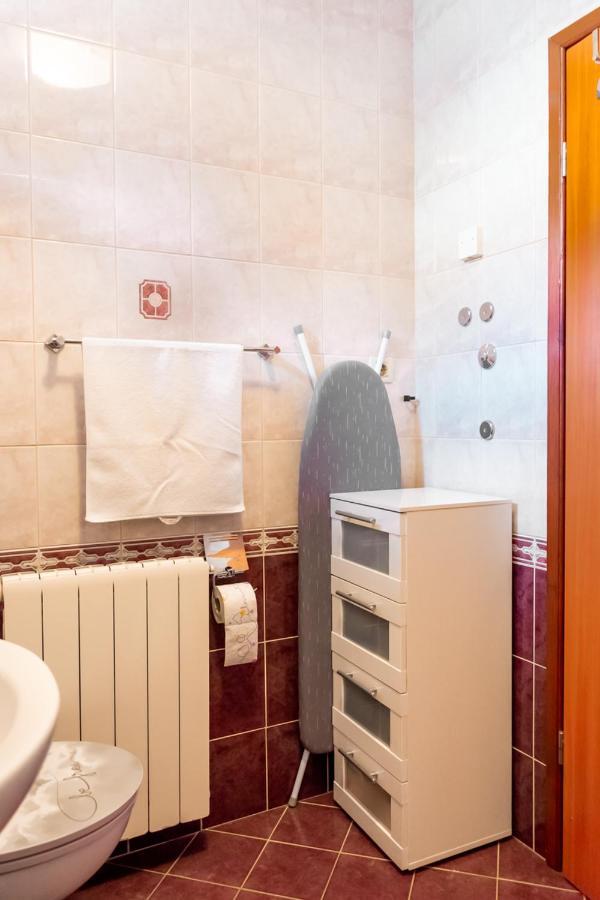 App Roko 2 Apartment Porec Exterior photo