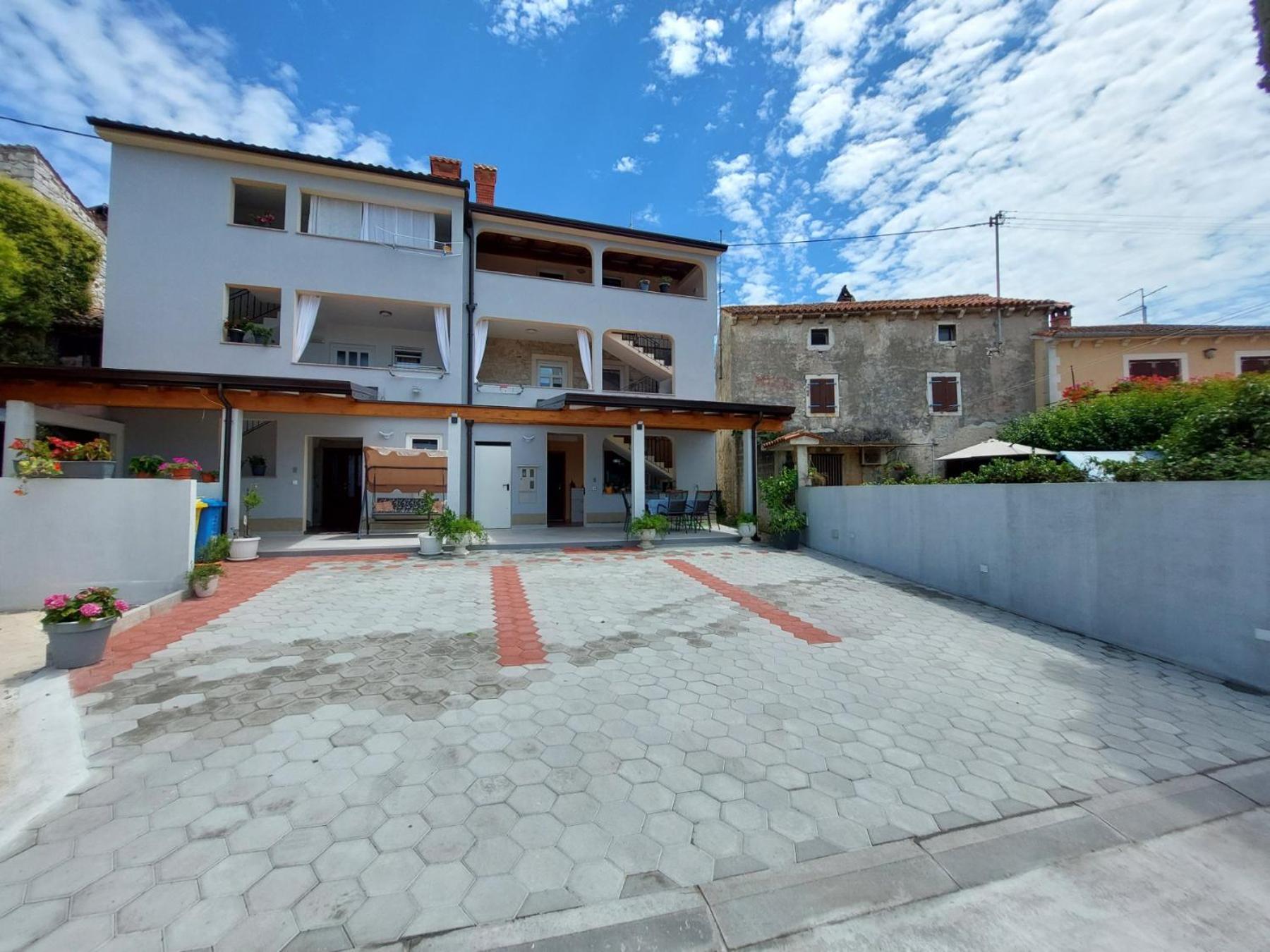 App Roko 2 Apartment Porec Exterior photo